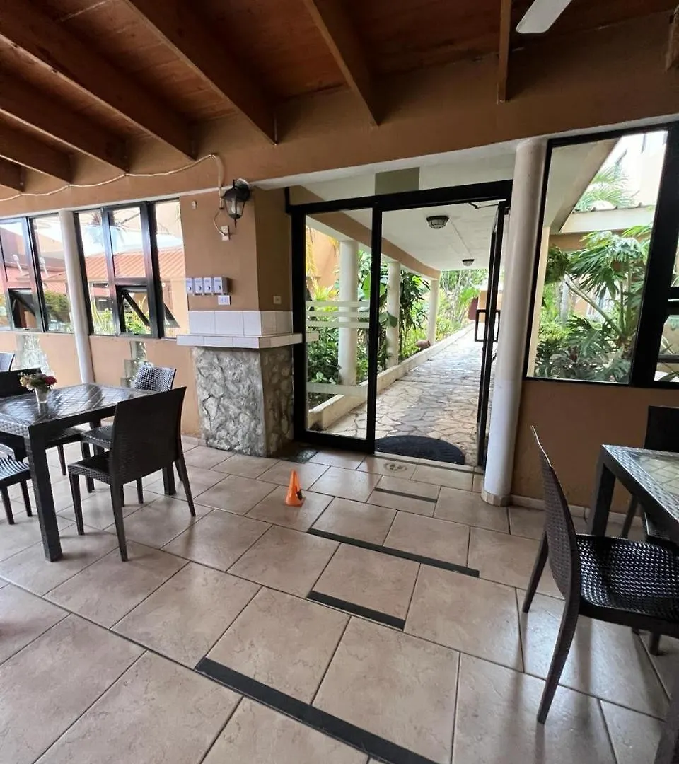 Hotel Tropicana Santo Domingo La Viva